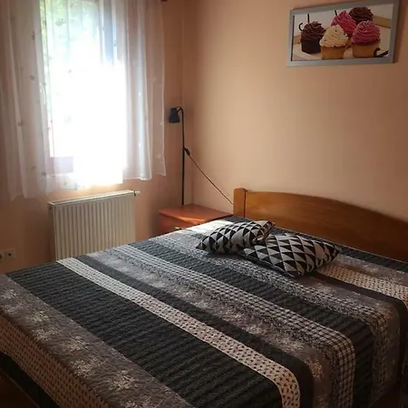 Koztarsasag Utca 4/a Apartment