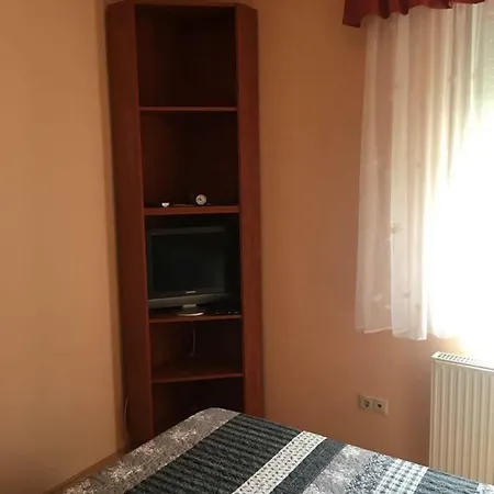 Koztarsasag Utca 4/a Apartment