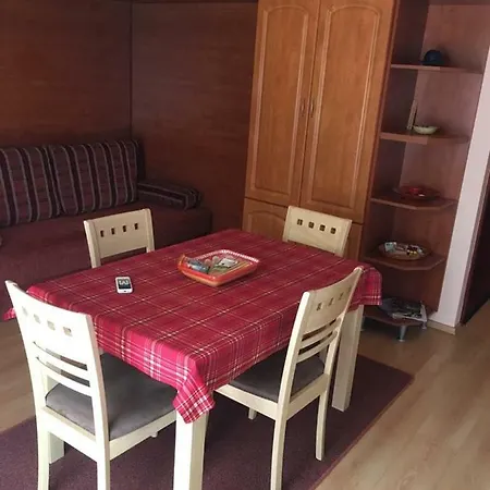 Koztarsasag Utca 4/a